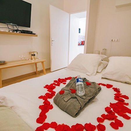 Spa Appartement O Temps Suspendu Reims Centre Sauna Et Jacuzzi ภายนอก รูปภาพ